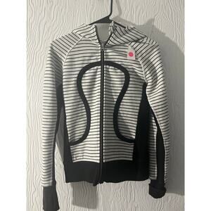 VINTAGE FULL ZIP LULULEMON SCUBA